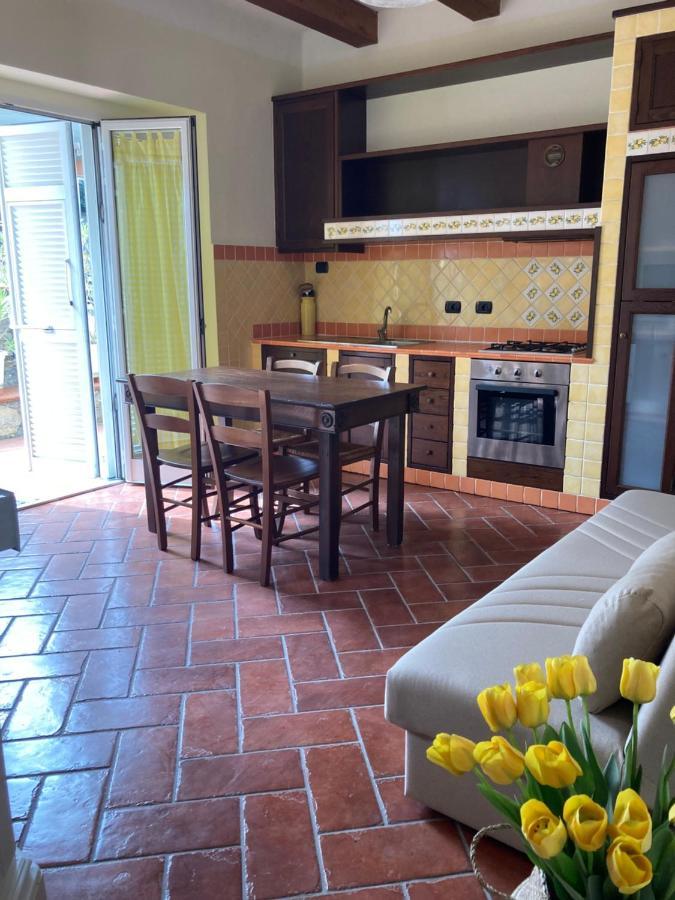 Appartamento F&M Castelnuovo Magra Luaran gambar